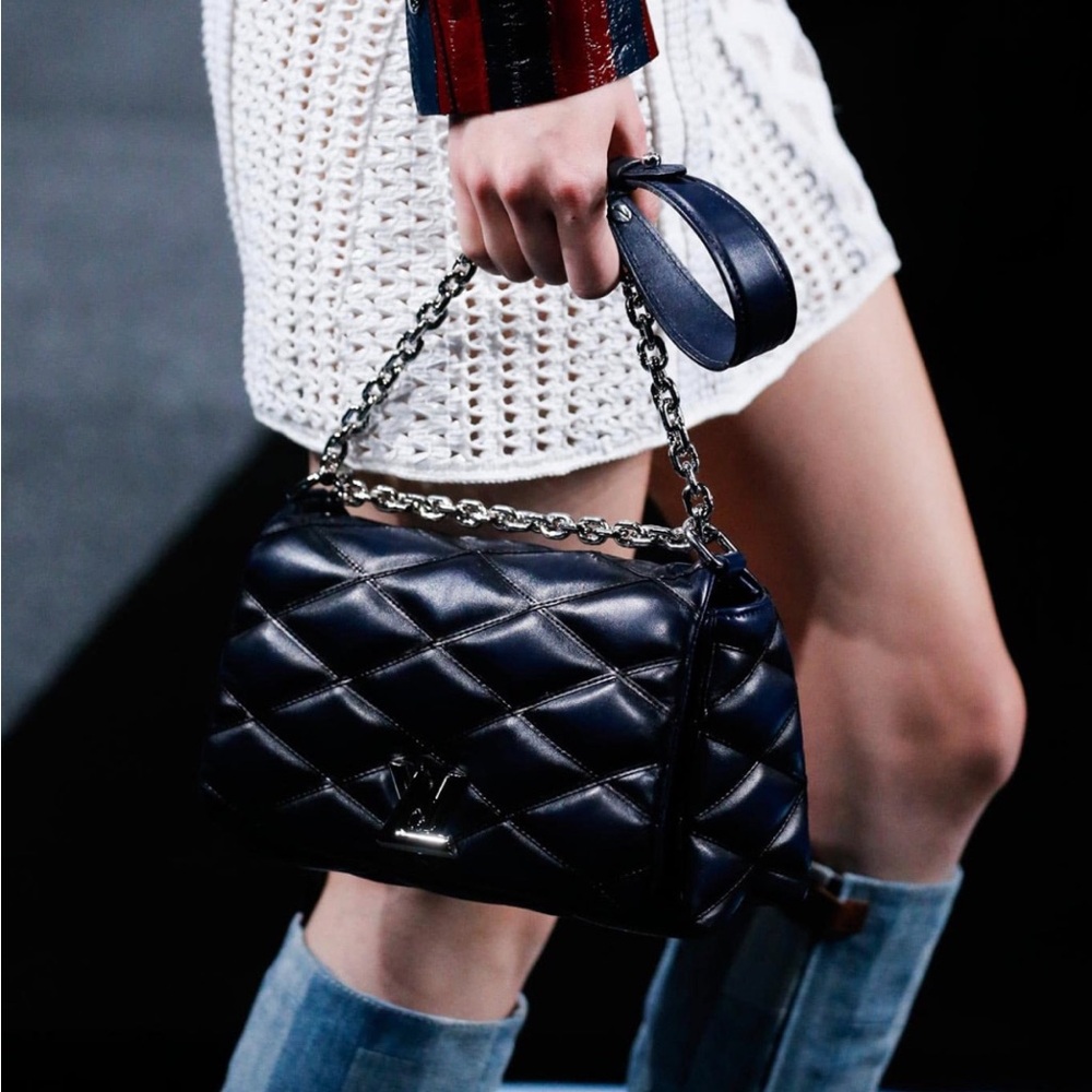 Louis Vuitton black lamb skin bag - Picture 5 of 10